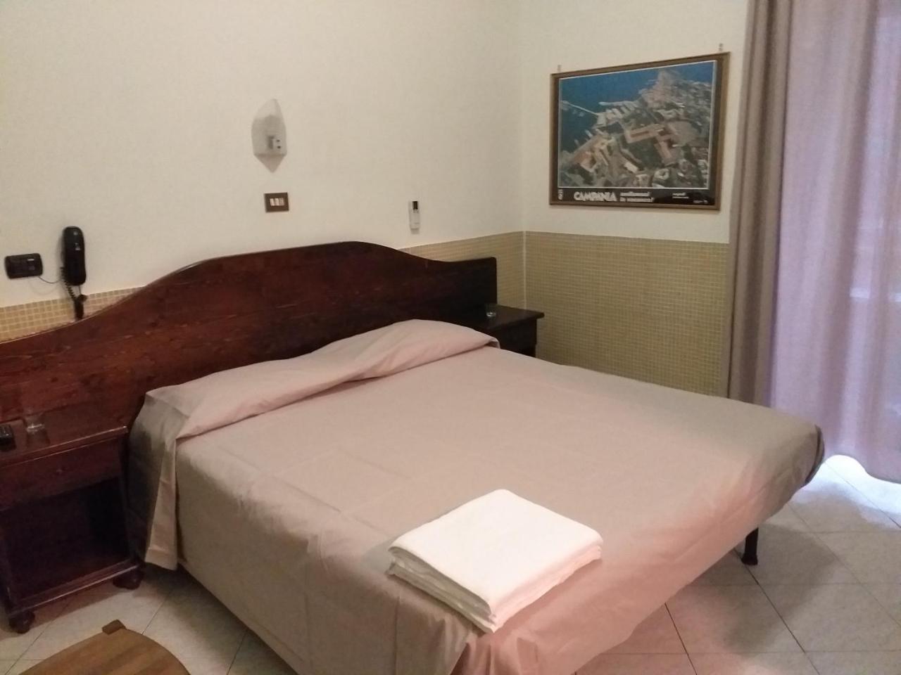 Double or Twin Room with Shared Bathroom